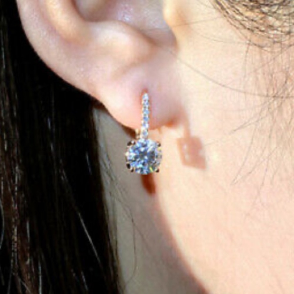 NEW 18k gold plated diamond earrings - Picture 5 of 6